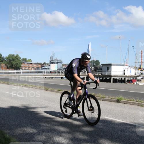 17.08.2025 - KN Förde Triathlon 2025 Yannick Fuchs http://msf.ph/oto/8614781 17.08.2025 11:16:33 Radfahren 297, 361, 642 meine-sportfotos.de