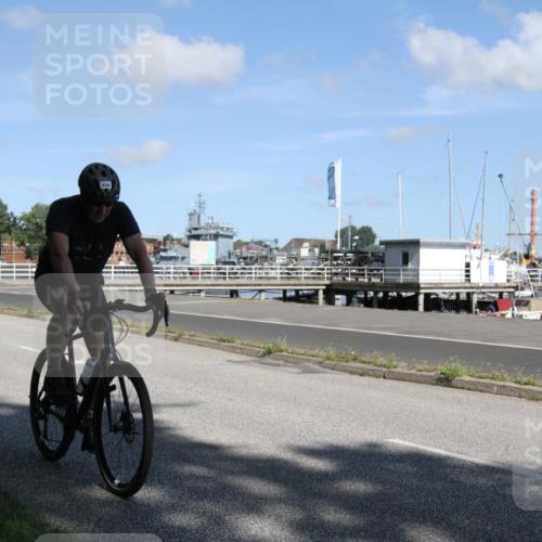 17.08.2025 - KN Förde Triathlon 2025 Yannick Fuchs http://msf.ph/oto/8614831 17.08.2025 11:17:55 Radfahren 310, 319, 385, 608, 628 meine-sportfotos.de