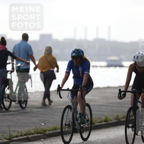 17.08.2025 - KN Förde Triathlon 2025 Yannick Fuchs http://msf.ph/oto/8615021 17.08.2025 10:03:33 Radfahren 149, 172, 213, 215, 221, 242, 254, 158, 183, 202, 223 meine-sportfotos.de