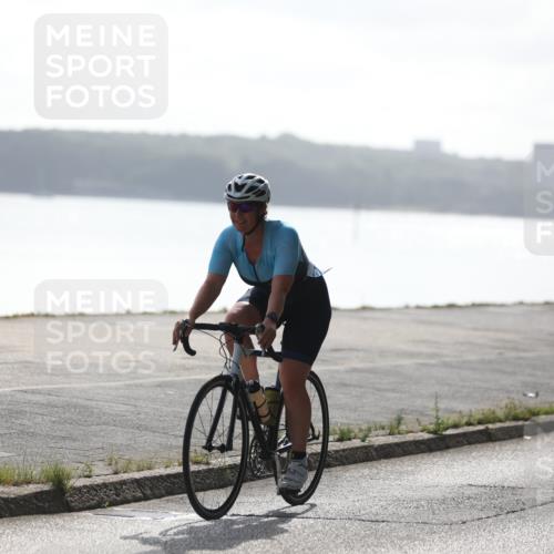 17.08.2025 - KN Förde Triathlon 2025 Yannick Fuchs http://msf.ph/oto/8615159 17.08.2025 10:04:11 Radfahren 111, 196, 211, 218, 224, 234 meine-sportfotos.de