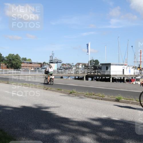 17.08.2025 - KN Förde Triathlon 2025 Yannick Fuchs http://msf.ph/oto/8615167 17.08.2025 11:21:19 Radfahren 270, 278, 343, 364, 611, 639 meine-sportfotos.de