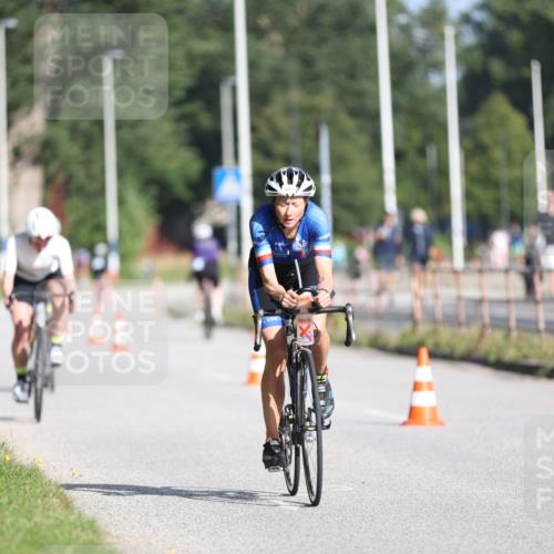 17.08.2025 - KN Förde Triathlon 2025 Yannick Fuchs http://msf.ph/oto/8615183 17.08.2025 09:29:40 Radfahren 108, 110, 136, 179, 196, 205, 211, 205 meine-sportfotos.de