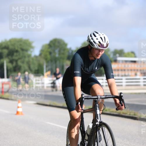 17.08.2025 - KN Förde Triathlon 2025 Yannick Fuchs http://msf.ph/oto/8615263 17.08.2025 09:30:02 Radfahren 183, 210, 240, 241, 244, 114, 186 meine-sportfotos.de
