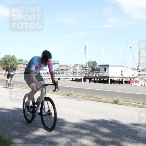 17.08.2025 - KN Förde Triathlon 2025 Yannick Fuchs http://msf.ph/oto/8615269 17.08.2025 11:22:49 Radfahren 263, 271, 293, 326, 327, 329, 364, 371, 611, 616, 620 meine-sportfotos.de