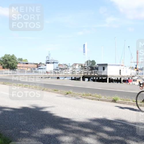 17.08.2025 - KN Förde Triathlon 2025 Yannick Fuchs http://msf.ph/oto/8615289 17.08.2025 11:23:00 Radfahren 281, 343, 370, 601, 616 meine-sportfotos.de