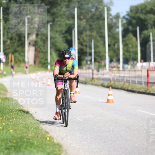 17.08.2025 - KN Förde Triathlon 2025 Yannick Fuchs http://msf.ph/oto/8615292 17.08.2025 09:30:12 Radfahren 184, 195, 201, 183, 210 meine-sportfotos.de