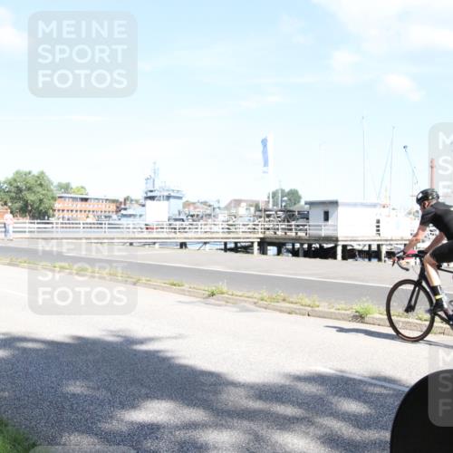 17.08.2025 - KN Förde Triathlon 2025 Yannick Fuchs http://msf.ph/oto/8615352 17.08.2025 11:23:43 Radfahren 273, 280, 330, 348, 360, 374, 387, 613, 617 meine-sportfotos.de