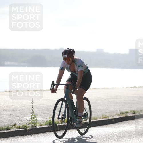 17.08.2025 - KN Förde Triathlon 2025 Yannick Fuchs http://msf.ph/oto/8615375 17.08.2025 09:30:40 Radfahren 117, 157, 224, 242, 167, 202 meine-sportfotos.de