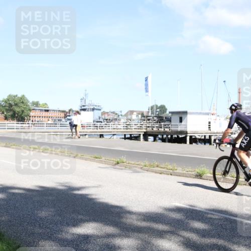 17.08.2025 - KN Förde Triathlon 2025 Yannick Fuchs http://msf.ph/oto/8615419 17.08.2025 11:24:19 Radfahren 271, 345, 350, 353, 354, 619, 642 meine-sportfotos.de