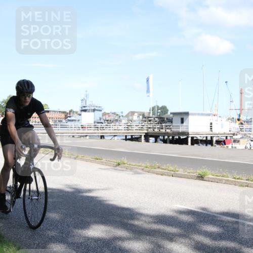 17.08.2025 - KN Förde Triathlon 2025 Yannick Fuchs http://msf.ph/oto/8615445 17.08.2025 11:24:34 Radfahren 281, 326, 329, 352, 371, 380, 616 meine-sportfotos.de