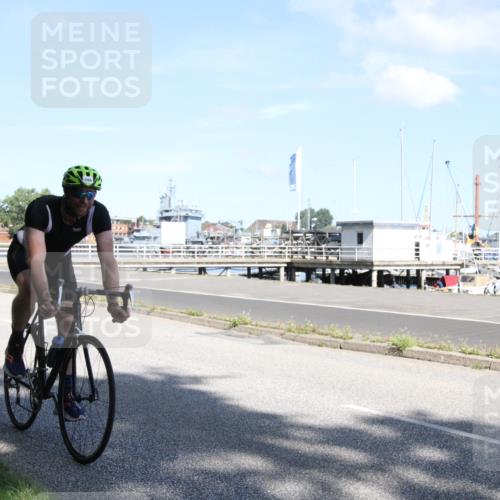 17.08.2025 - KN Förde Triathlon 2025 Yannick Fuchs http://msf.ph/oto/8615459 17.08.2025 11:24:48 Radfahren 303, 370, 621 meine-sportfotos.de