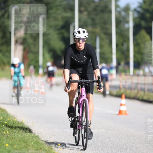 17.08.2025 - KN Förde Triathlon 2025 Yannick Fuchs http://msf.ph/oto/8615494 17.08.2025 09:31:10 Radfahren 125, 126, 133, 188, 198, 200, 216, 218, 219, 221, 102, 107, 200 meine-sportfotos.de