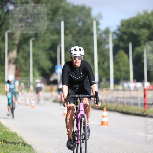 17.08.2025 - KN Förde Triathlon 2025 Yannick Fuchs http://msf.ph/oto/8615497 17.08.2025 09:31:10 Radfahren 125, 126, 133, 188, 198, 200, 216, 218, 219, 221, 102, 107, 200 meine-sportfotos.de