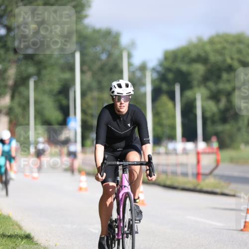17.08.2025 - KN Förde Triathlon 2025 Yannick Fuchs http://msf.ph/oto/8615498 17.08.2025 09:31:10 Radfahren 125, 126, 133, 188, 198, 200, 216, 218, 219, 221, 102, 107, 200 meine-sportfotos.de