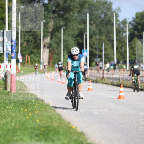 17.08.2025 - KN Förde Triathlon 2025 Yannick Fuchs http://msf.ph/oto/8615513 17.08.2025 09:31:12 Radfahren 125, 126, 133, 198, 216, 218, 219, 102, 126, 188, 200, 218, 221 meine-sportfotos.de