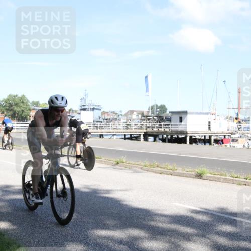 17.08.2025 - KN Förde Triathlon 2025 Yannick Fuchs http://msf.ph/oto/8615547 17.08.2025 11:25:37 Radfahren 261, 285, 288, 295, 296, 307, 610, 617, 629, 630, 632, 633 meine-sportfotos.de