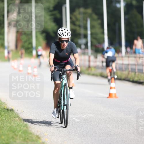 17.08.2025 - KN Förde Triathlon 2025 Yannick Fuchs http://msf.ph/oto/8615655 17.08.2025 09:32:05 Radfahren 210, 213, 225, 234, 244 meine-sportfotos.de