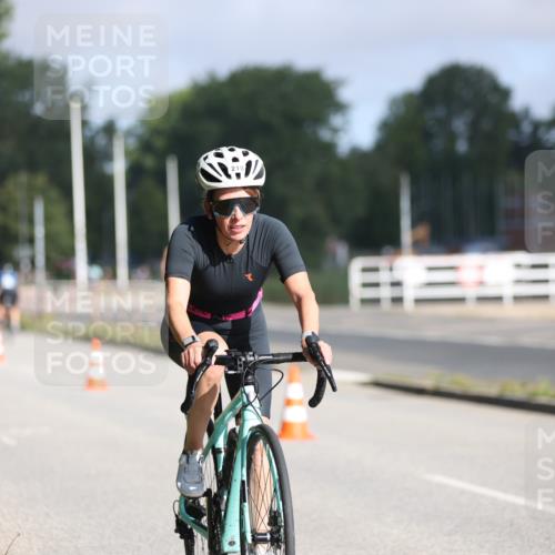 17.08.2025 - KN Förde Triathlon 2025 Yannick Fuchs http://msf.ph/oto/8615664 17.08.2025 09:32:06 Radfahren 210, 213, 225, 234, 244 meine-sportfotos.de