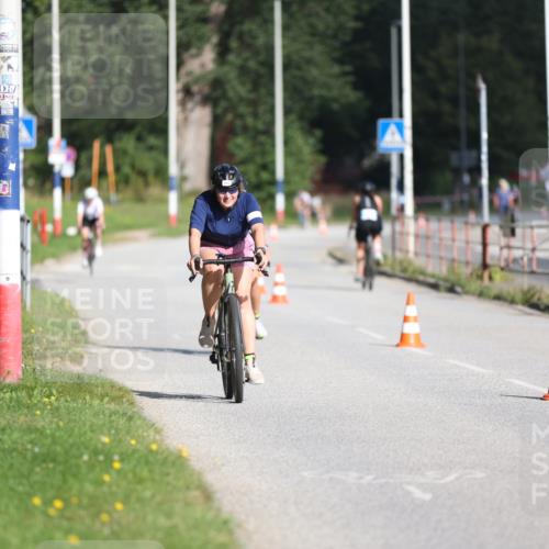 17.08.2025 - KN Förde Triathlon 2025 Yannick Fuchs http://msf.ph/oto/8615670 17.08.2025 09:32:19 Radfahren 147, 195, 201, 224, 246, 225 meine-sportfotos.de