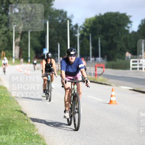 17.08.2025 - KN Förde Triathlon 2025 Yannick Fuchs http://msf.ph/oto/8615681 17.08.2025 09:32:22 Radfahren 147, 195, 201, 224, 246, 225 meine-sportfotos.de