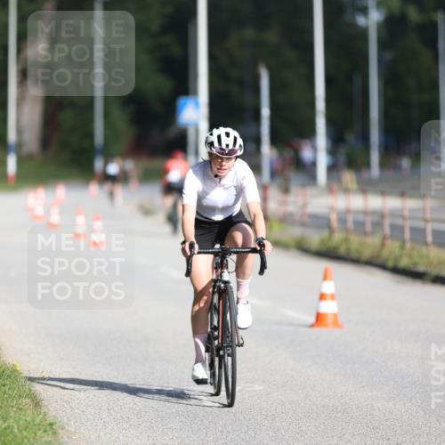 17.08.2025 - KN Förde Triathlon 2025 Yannick Fuchs http://msf.ph/oto/8615701 17.08.2025 09:32:26 Radfahren 147, 162, 201, 224, 246, 195, 201 meine-sportfotos.de