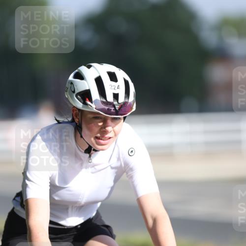 17.08.2025 - KN Förde Triathlon 2025 Yannick Fuchs http://msf.ph/oto/8615716 17.08.2025 09:32:27 Radfahren 130, 147, 162, 224, 246, 195, 201 meine-sportfotos.de