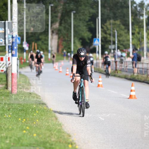 17.08.2025 - KN Förde Triathlon 2025 Yannick Fuchs http://msf.ph/oto/8615778 17.08.2025 09:32:45 Radfahren 111, 126, 133, 152, 197, 198, 208, 212, 216, 221, 130, 138, 242, 243 meine-sportfotos.de