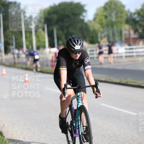 17.08.2025 - KN Förde Triathlon 2025 Yannick Fuchs http://msf.ph/oto/8615787 17.08.2025 09:32:46 Radfahren 111, 126, 133, 152, 197, 198, 208, 212, 216, 221, 138, 242, 243 meine-sportfotos.de