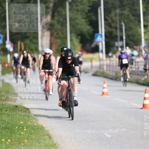 17.08.2025 - KN Förde Triathlon 2025 Yannick Fuchs http://msf.ph/oto/8615795 17.08.2025 09:32:48 Radfahren 102, 111, 126, 133, 152, 197, 198, 208, 212, 216, 218, 221, 138, 242, 243 meine-sportfotos.de