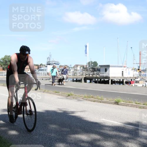 17.08.2025 - KN Förde Triathlon 2025 Yannick Fuchs http://msf.ph/oto/8615819 17.08.2025 11:29:08 Radfahren 335, 358 meine-sportfotos.de