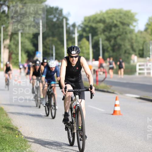 17.08.2025 - KN Förde Triathlon 2025 Yannick Fuchs http://msf.ph/oto/8615830 17.08.2025 09:32:53 Radfahren 102, 104, 122, 133, 197, 198, 208, 212, 216, 218, 111, 126, 152, 221 meine-sportfotos.de