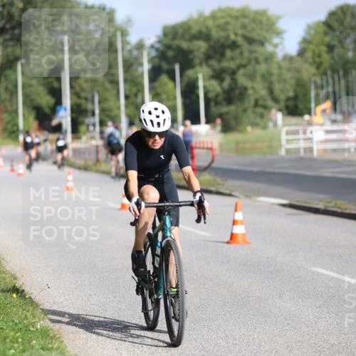 17.08.2025 - KN Förde Triathlon 2025 Yannick Fuchs http://msf.ph/oto/8615965 17.08.2025 09:33:22 Radfahren 118, 120, 128, 190, 200, 235, 151, 230, 235 meine-sportfotos.de