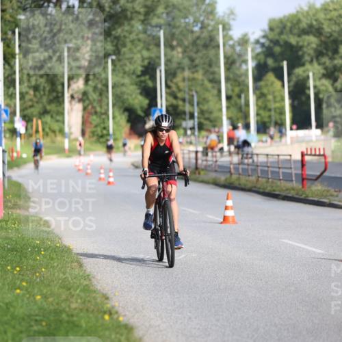 17.08.2025 - KN Förde Triathlon 2025 Yannick Fuchs http://msf.ph/oto/8615997 17.08.2025 09:33:34 Radfahren 120, 150, 231, 234, 237, 120 meine-sportfotos.de