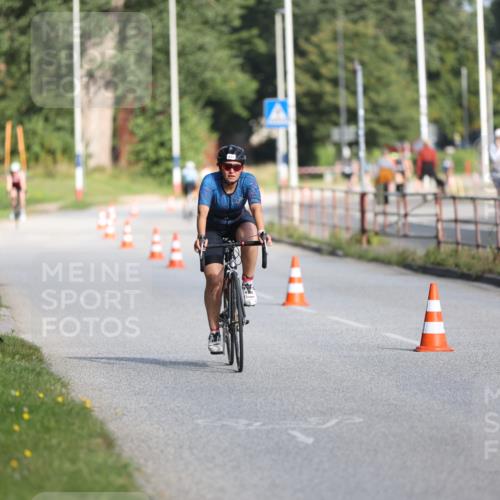 17.08.2025 - KN Förde Triathlon 2025 Yannick Fuchs http://msf.ph/oto/8616022 17.08.2025 09:33:40 Radfahren 135, 150, 231, 234, 120, 237 meine-sportfotos.de