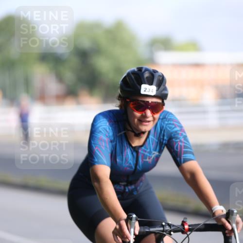 17.08.2025 - KN Förde Triathlon 2025 Yannick Fuchs http://msf.ph/oto/8616044 17.08.2025 09:33:42 Radfahren 135, 142, 150, 171, 234, 231, 237 meine-sportfotos.de