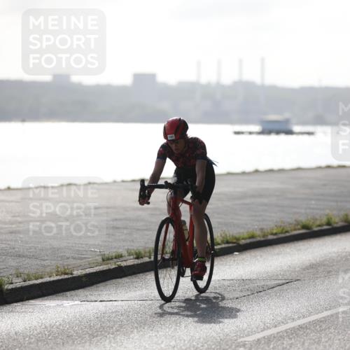 17.08.2025 - KN Förde Triathlon 2025 Yannick Fuchs http://msf.ph/oto/8616073 17.08.2025 09:34:02 Radfahren 143, 147 meine-sportfotos.de