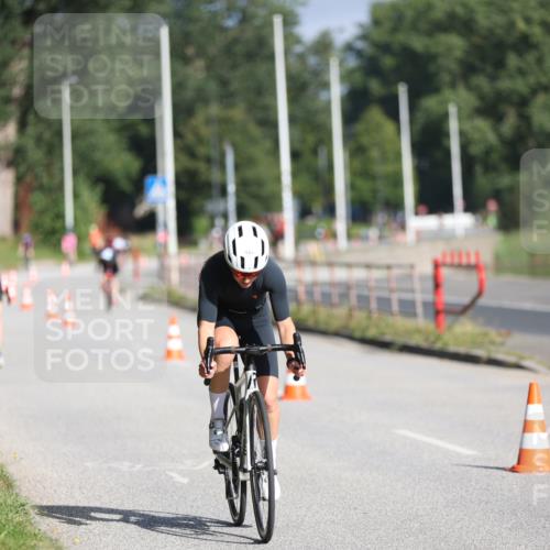 17.08.2025 - KN Förde Triathlon 2025 Yannick Fuchs http://msf.ph/oto/8616111 17.08.2025 09:34:14 Radfahren 139, 162, 168, 213, 225, 147 meine-sportfotos.de