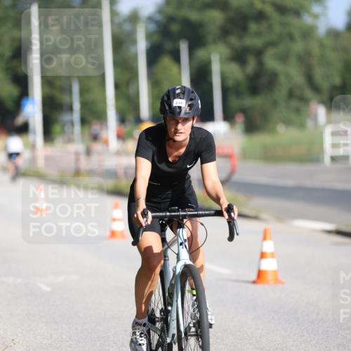 17.08.2025 - KN Förde Triathlon 2025 Yannick Fuchs http://msf.ph/oto/8616167 17.08.2025 09:34:26 Radfahren 130, 138, 213, 243, 246, 253, 213, 225 meine-sportfotos.de