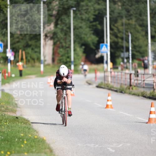 17.08.2025 - KN Förde Triathlon 2025 Yannick Fuchs http://msf.ph/oto/8616202 17.08.2025 09:34:35 Radfahren 105, 152, 252, 253, 138, 243, 246 meine-sportfotos.de