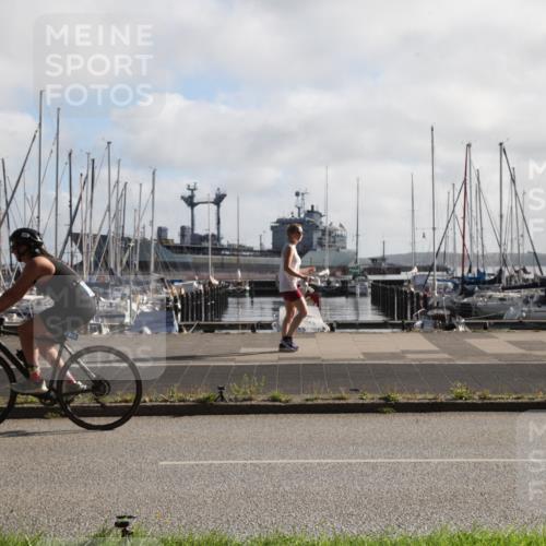 17.08.2025 - KN Förde Triathlon 2025 Yannick Fuchs http://msf.ph/oto/8616237 17.08.2025 09:32:09 Radfahren 210, 213 meine-sportfotos.de