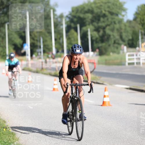 17.08.2025 - KN Förde Triathlon 2025 Yannick Fuchs http://msf.ph/oto/8616267 17.08.2025 09:35:01 Radfahren 128, 144, 145, 146, 151, 122, 145, 166 meine-sportfotos.de