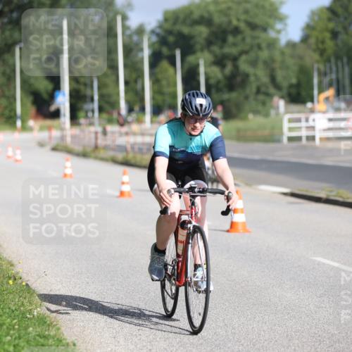 17.08.2025 - KN Förde Triathlon 2025 Yannick Fuchs http://msf.ph/oto/8616280 17.08.2025 09:35:02 Radfahren 101, 128, 144, 146, 151, 122, 145, 166 meine-sportfotos.de