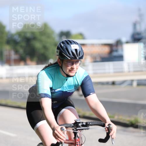 17.08.2025 - KN Förde Triathlon 2025 Yannick Fuchs http://msf.ph/oto/8616284 17.08.2025 09:35:03 Radfahren 101, 128, 144, 146, 151, 128, 145, 146, 166 meine-sportfotos.de