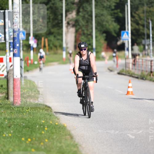 17.08.2025 - KN Förde Triathlon 2025 Yannick Fuchs http://msf.ph/oto/8616333 17.08.2025 09:35:17 Radfahren 118, 164, 194, 101, 144 meine-sportfotos.de