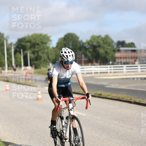 17.08.2025 - KN Förde Triathlon 2025 Yannick Fuchs http://msf.ph/oto/8616366 17.08.2025 09:35:27 Radfahren 115, 118, 150, 248, 251, 164, 194 meine-sportfotos.de