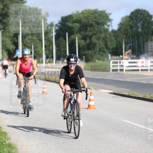 17.08.2025 - KN Förde Triathlon 2025 Yannick Fuchs http://msf.ph/oto/8616406 17.08.2025 09:35:44 Radfahren 135, 140, 142, 143, 180, 231, 249 meine-sportfotos.de