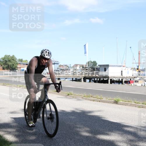 17.08.2025 - KN Förde Triathlon 2025 Yannick Fuchs http://msf.ph/oto/8616477 17.08.2025 11:36:27 Radfahren 285, 303, 328, 351, 367, 618, 621, 622, 630, 639 meine-sportfotos.de