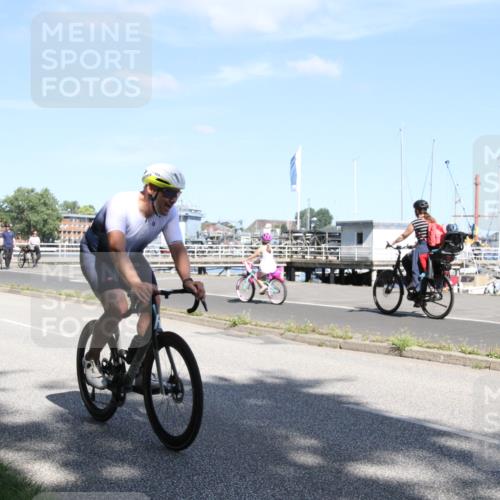 17.08.2025 - KN Förde Triathlon 2025 Yannick Fuchs http://msf.ph/oto/8616542 17.08.2025 11:36:55 Radfahren 323, 349, 361, 372, 382, 619, 624 meine-sportfotos.de