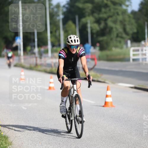 17.08.2025 - KN Förde Triathlon 2025 Yannick Fuchs http://msf.ph/oto/8616597 17.08.2025 09:36:38 Radfahren 141, 166 meine-sportfotos.de