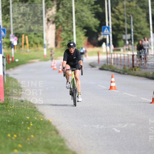 17.08.2025 - KN Förde Triathlon 2025 Yannick Fuchs http://msf.ph/oto/8616638 17.08.2025 09:36:57 Radfahren 137, 144, 173, 185, 187, 204, 101 meine-sportfotos.de